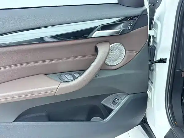 BMW X1 2022, фото 8