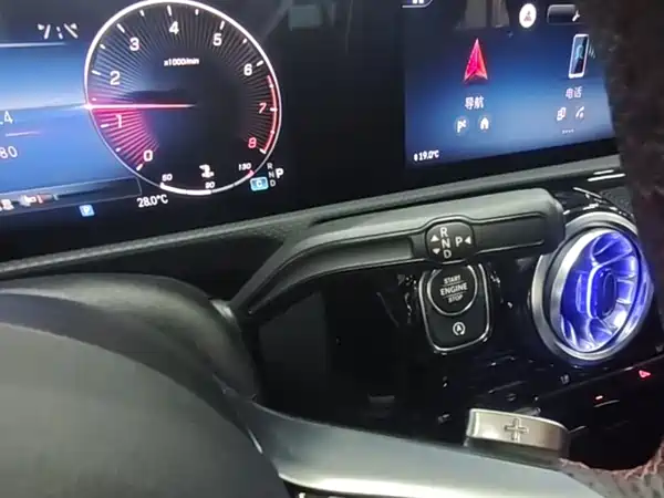 Mercedes-Benz A-Class 2023, фото 13