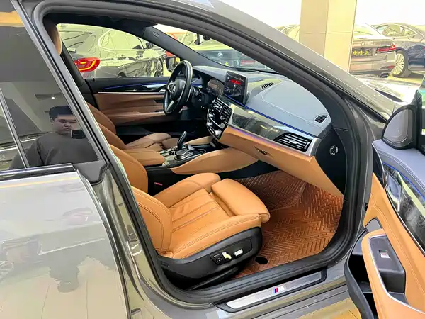 BMW 6 Series GT 2022, фото 7
