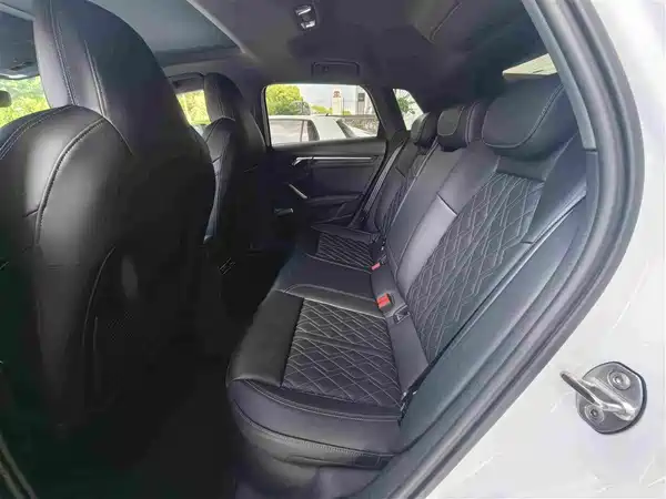 Audi A3 2025, фото 6