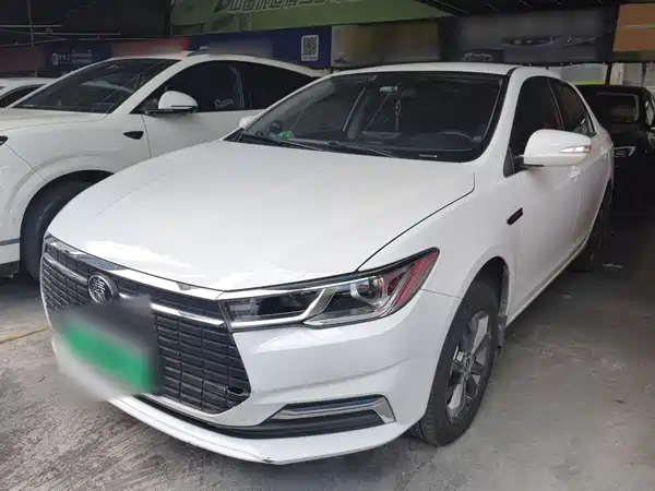 BYD Qin EV 2021