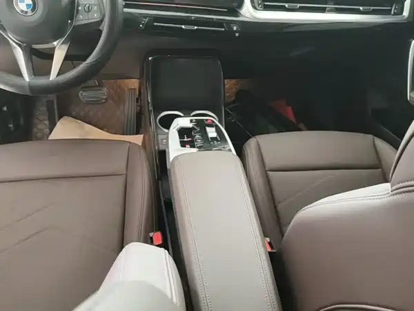BMW X1 2023, фото 9
