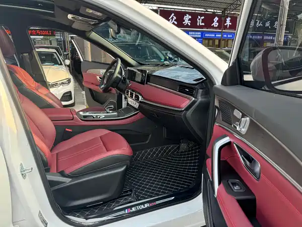 Jetour X70 PLUS 2025, фото 8