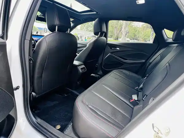 Buick Verano 2023, фото 9