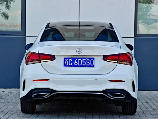 Mercedes-Benz A-Class 2022, фото 5