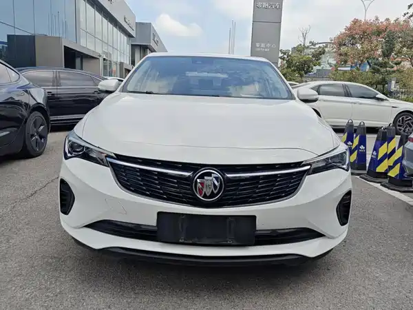 Buick Verano 2022, фото 2