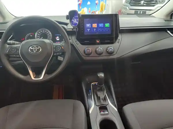 Toyota Corolla 2022, фото 12