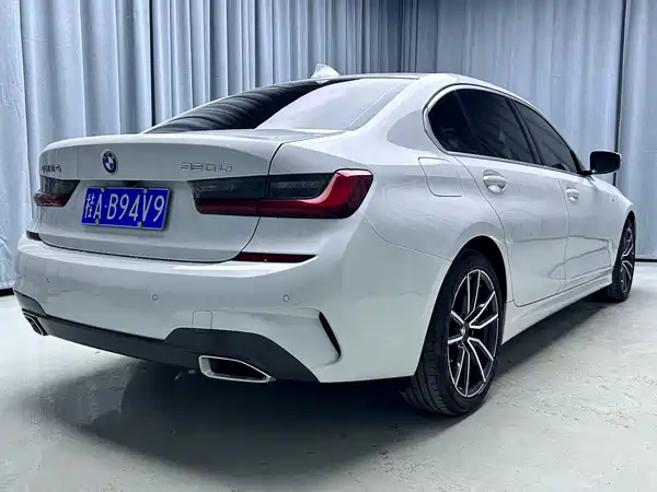 BMW 3 Series 2022, фото 19