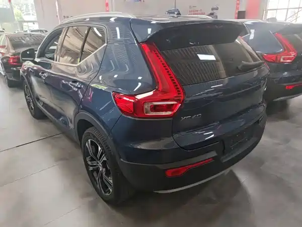 Volvo XC40 2022, фото 4
