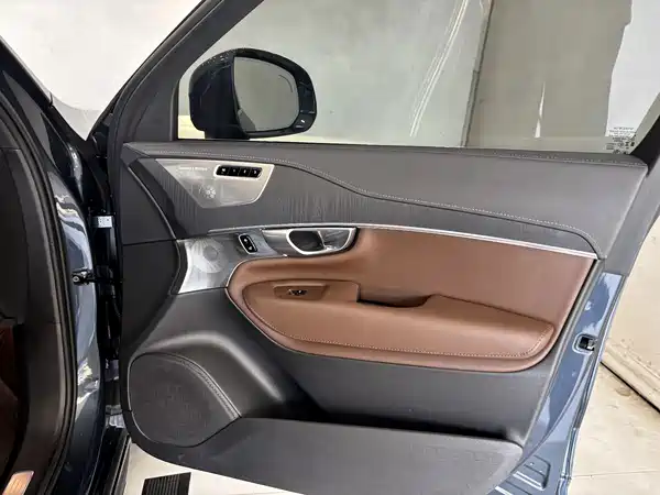 Volvo XC90 2024, фото 25