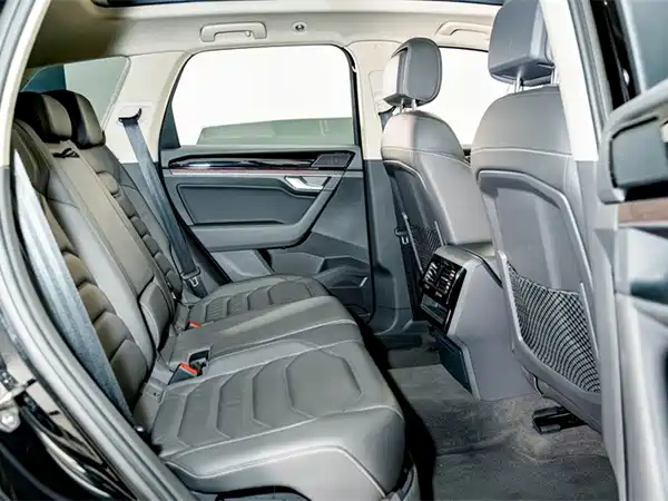 Volkswagen Touareg 2022, фото 23
