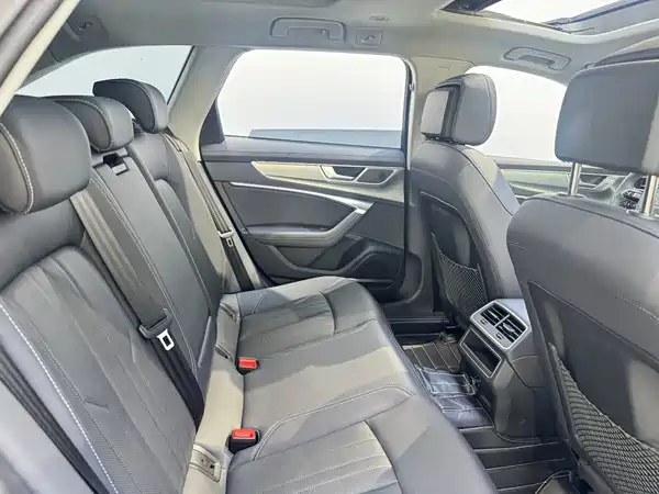 Audi A6 2025, фото 8