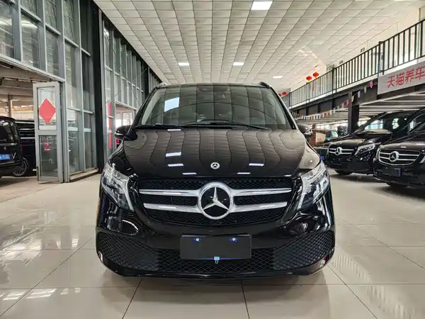 Mercedes-Benz V-Class 2022, фото 2