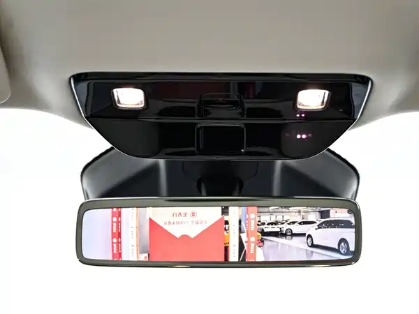 Li Auto MEGA 2025, фото 46
