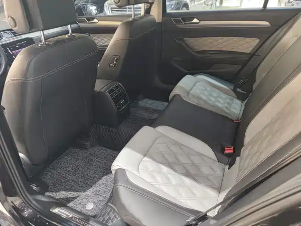 Volkswagen Magotan 2023, фото 7