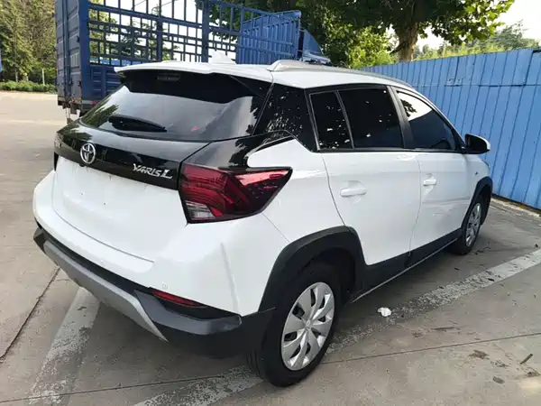 Toyota Yaris 2022, фото 6