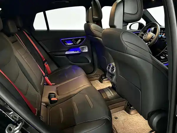 Mercedes-Benz GLC Coupe AMG 2024, фото 10