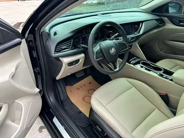 Buick Regal 2020, фото 4