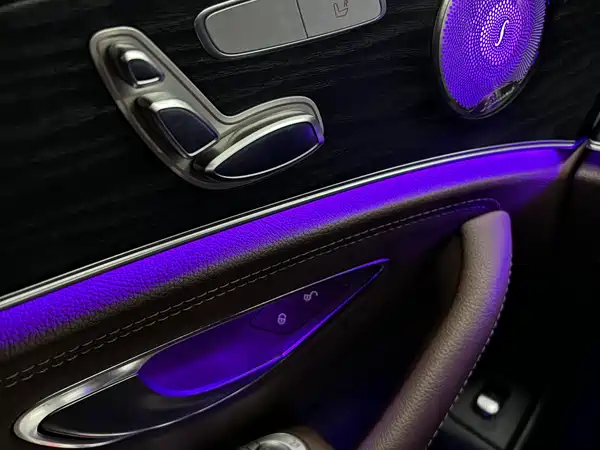 Mercedes-Benz E-Class 2022, фото 15