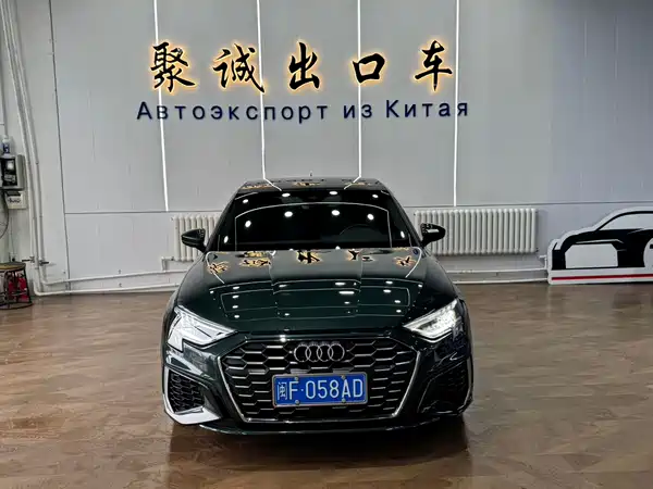 Audi A3 2022, фото 2