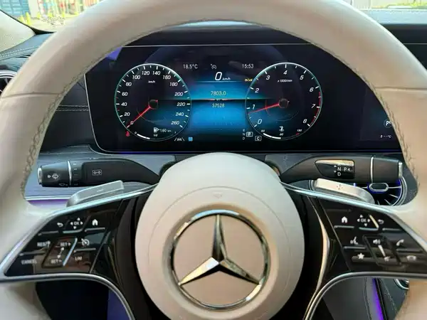 Mercedes-Benz CLS 2023, фото 9