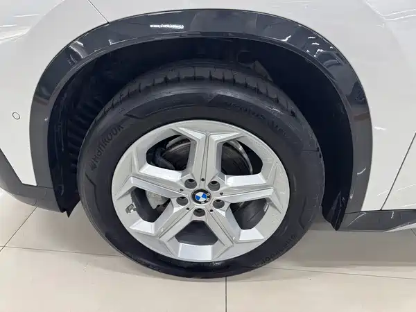 BMW X1 2023, фото 20