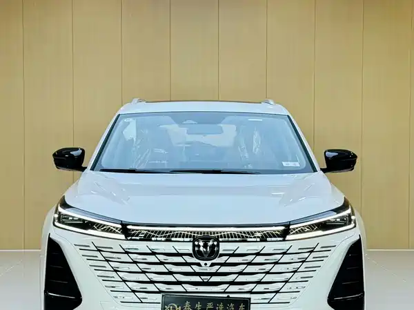 Changan CS75 PLUS 2026, фото 2