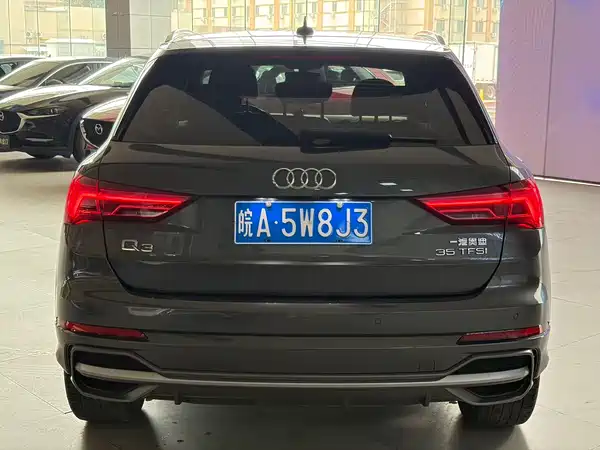 Audi Q3 2023, фото 7