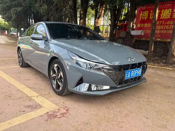 Hyundai Elantra 2022, фото 2