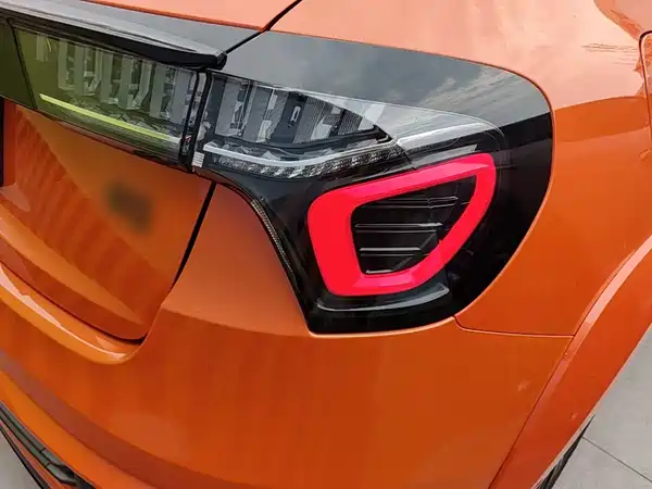 Lynk & Co 02 Hatchback 2021, фото 8