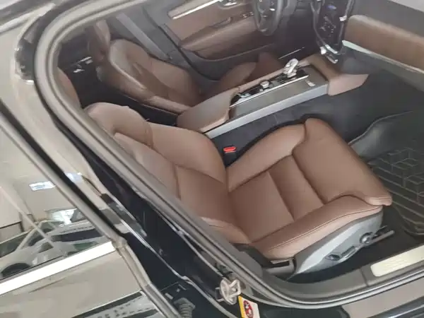 Volvo S90 2024, фото 24