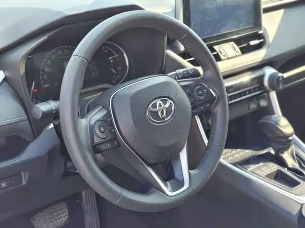 Toyota RAV4 2022, фото 12