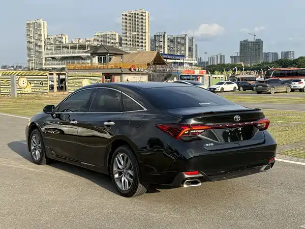 Toyota Avalon 2021, фото 6