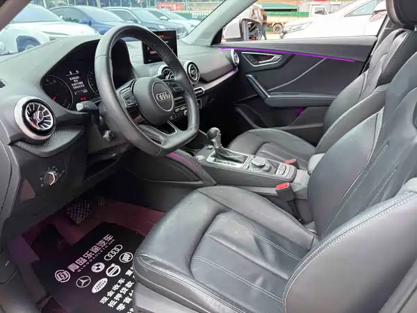 Audi Q2L 2022, фото 7