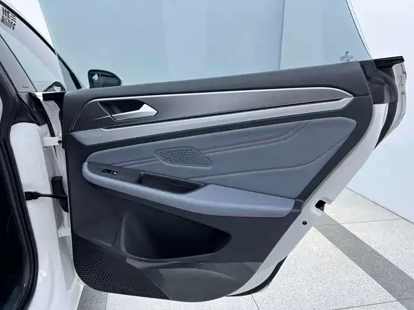 Volkswagen Lamando 2022, фото 17