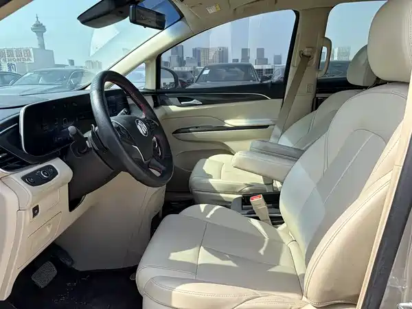 Buick GL8 2023, фото 12