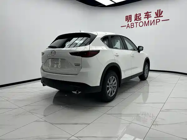 Mazda CX-5 2025, фото 9