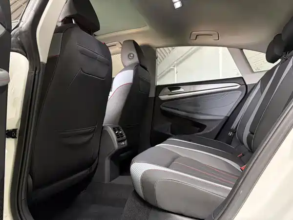 Volkswagen Lamando 2022, фото 10