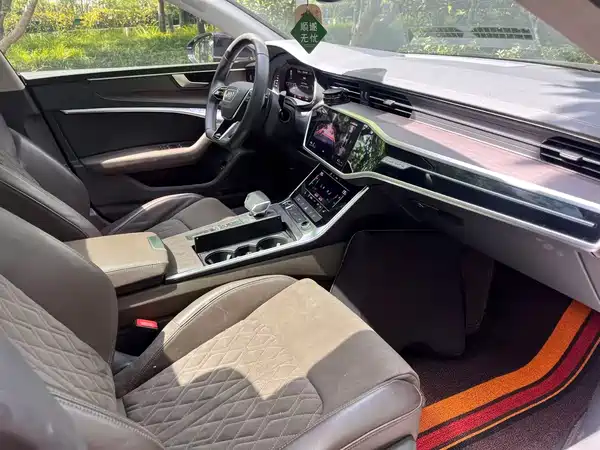 Audi A7L 2022, фото 9