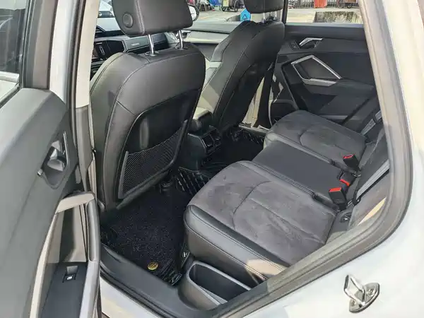 Audi Q3 2022, фото 7