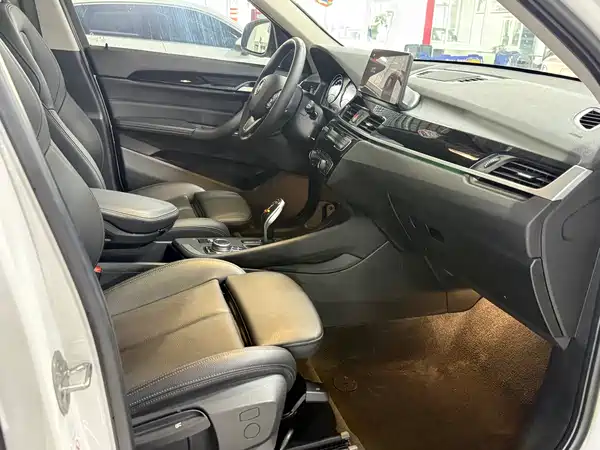 BMW X1 2022, фото 9