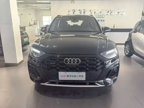 Audi Q5L 2024, фото 3