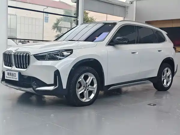 BMW X1 2023, фото 3