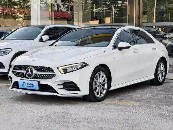 Mercedes-Benz A-Class 2022, фото 2