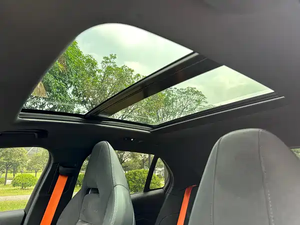 Lynk & Co 02 Hatchback 2021, фото 17