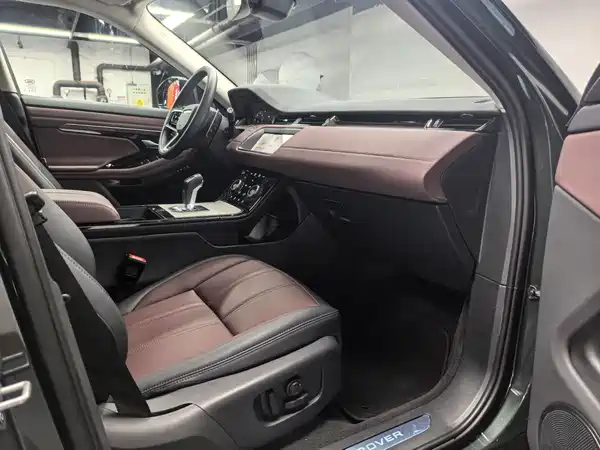 Land Rover Range Rover Evoque PHEV 2023, фото 5