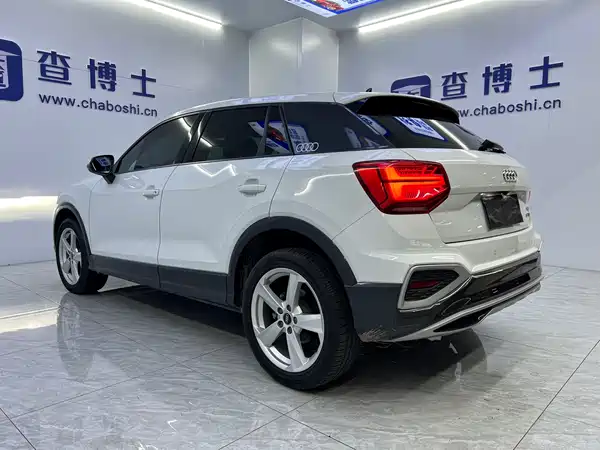Audi Q2L 2022, фото 14