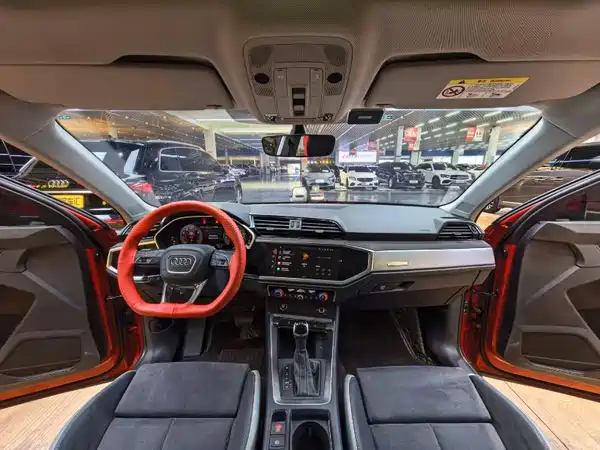 Audi Q3 2023, фото 9