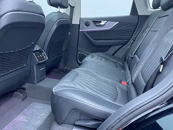 Hongqi HS5 2023, фото 9
