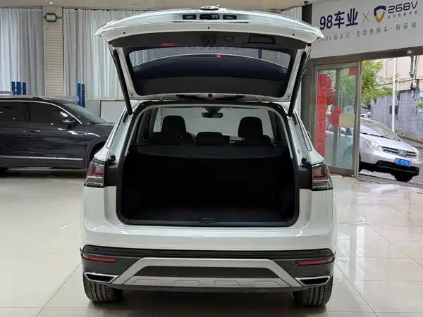 Volkswagen Tayron 2023, фото 24